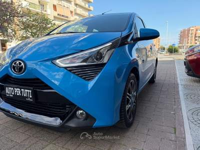 Toyota Aygo Connect 1.0 VVT-i 72 CV 5p 2020 Blu/Azzurro usata Andria