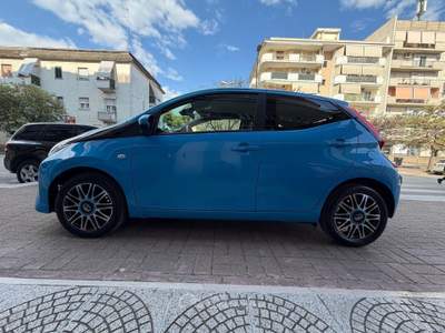 Toyota Aygo Connect 1.0 VVT-i 72 CV 5p 2020 Blu/Azzurro usata Andria