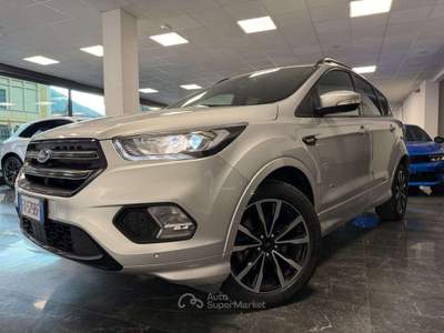Ford Kuga 2.0 TDCI 150 CV S&S 4WD Powershift ST-Line-GANCIO Grigio usata Villa Carcina