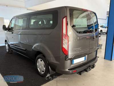 Ford Tourneo Custom 340 2.0 EcoBlue 170 cv Passo Lungo - 9 Posti Grigio usata Este