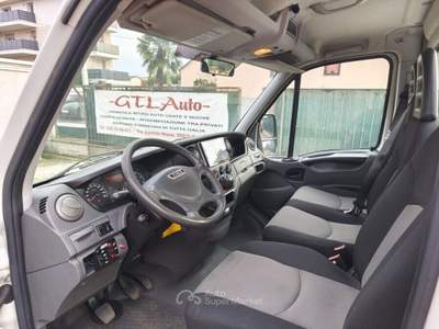 Iveco Daily carro attrezzi patente b come nuovo Bianco usata Corbetta