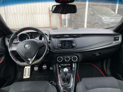 Alfa Romeo Giulietta 1.6 jtdm 120CV Sport Rosso usata TORINO