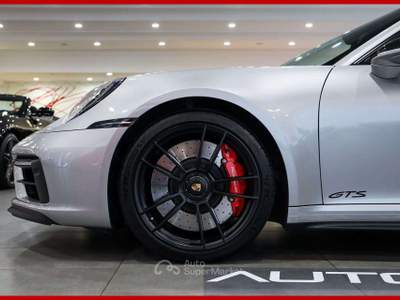 Porsche 911 CARRERA 2 GTS|SCARICO SPORT|VENTILATI|RISCALDATI Argento usata Vergiate