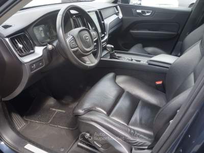 Volvo XC60 2.0 d4 Business geartronic Blu/Azzurro usata Gorlago