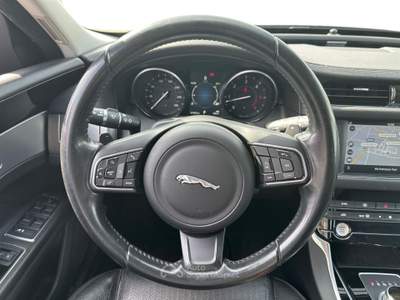 Jaguar XF 2.0d Prestige 180cv auto Blu/Azzurro usata Pistoia