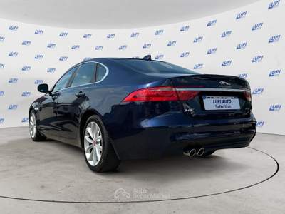 Jaguar XF 2.0d Prestige 180cv auto Blu/Azzurro usata Pistoia