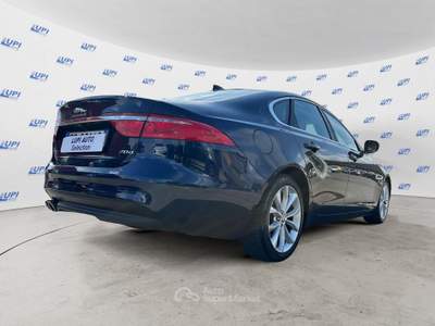 Jaguar XF 2.0d Prestige 180cv auto Blu/Azzurro usata Pistoia