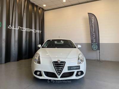 Alfa Romeo Giulietta 1.6 JTDm 105cv EU5+ Distinctive Bianco usata Leini