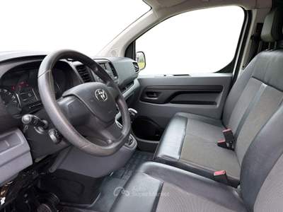 Toyota Proace 2.0D 122CV S&S PL-TN Furgone Medium 3p.14q Bianco usata Varese