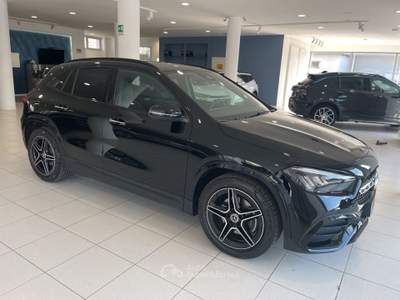 Mercedes-Benz GLA GLA 200 d AMG Line Premium Nero usata Sava