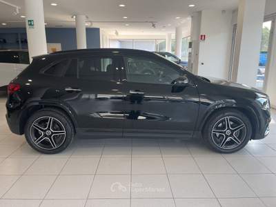 Mercedes-Benz GLA GLA 200 d AMG Line Premium Nero usata Sava