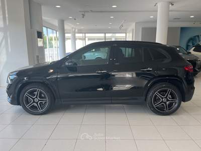Mercedes-Benz GLA GLA 200 d AMG Line Premium Nero usata Sava
