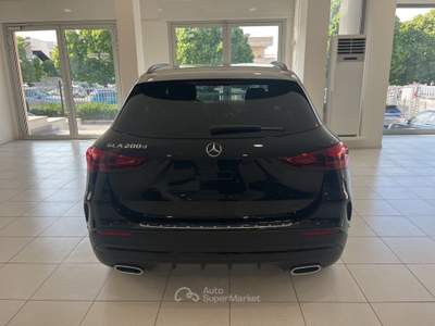 Mercedes-Benz GLA GLA 200 d AMG Line Premium Nero usata Sava