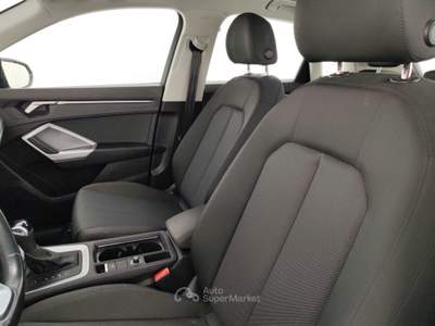 Audi Q3 2.0 35 TDI S Tronic Business Blu/Azzurro usata Massa