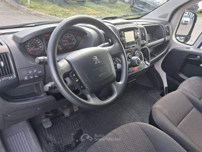 Peugeot Boxer 333 L2H2 2.2 BlueHDi 120cv S&S Bianco usata Sarzana