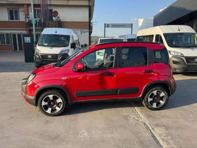 Fiat Panda 1.0 70cv hybrid cross Rosso usata Fisciano
