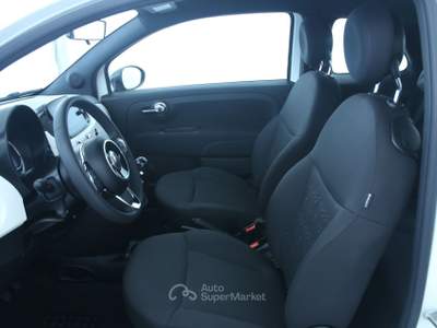 Fiat 500 1.0 70cv Hybrid Sensori posteriori/Uconnect 7" Radio Live touchscreen Bluetooth/USB con DAB Bianco usata Feltre