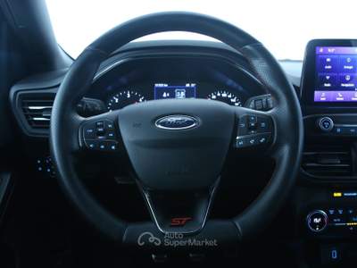 Ford Focus 1.5 Ecoblue 120cv ST Line Cerchi in lega da 18"/Navigatore/Privacy glass Grigio usata Feltre