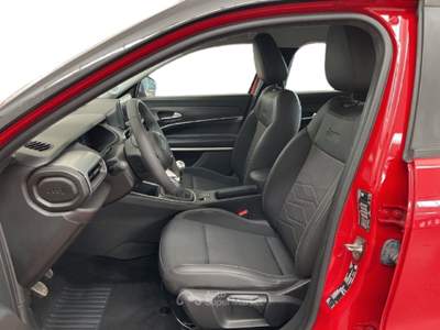 Jeep Avenger 2022 1.2 turbo Altitude fwd 100cv Rosso usata Torino