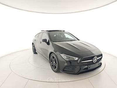 Mercedes-Benz CLA 200 d Automatic Shooting Brake Premium Nero usata Capua