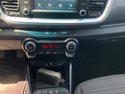 Kia Stonic 1.4 100cv Style Rosso usata LIVORNO