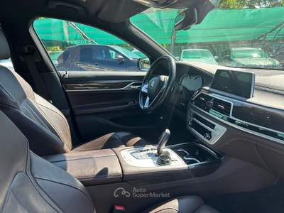 BMW Serie 7 730d 3.0 - 4X4 - LUSSO - PERFETTA Bianco usata Brescia