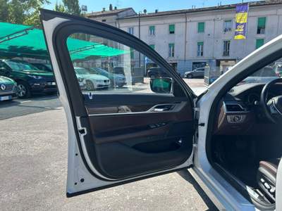 BMW Serie 7 730d 3.0 - 4X4 - LUSSO - PERFETTA Bianco usata Brescia