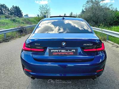 BMW Serie 3 330d 330d XDRIVE LUXURY 286cv Blu/Azzurro usata Altamura