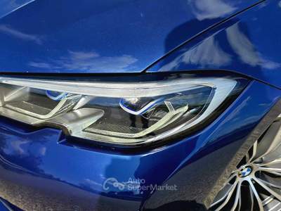BMW Serie 3 330d 330d XDRIVE LUXURY 286cv Blu/Azzurro usata Altamura