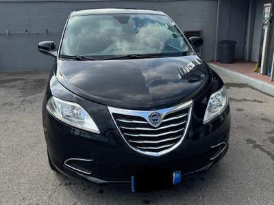 Lancia Ypsilon Unico proprietario, non fumatore e con 4 gomme nuove usata Torino