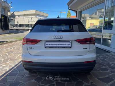 Audi Q3 40 2.0 tfsi Business quattro s-tronic BELLISSIMA Bianco usata Cesano Maderno