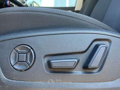Audi Q3 40 2.0 tfsi Business quattro s-tronic BELLISSIMA Bianco usata Cesano Maderno