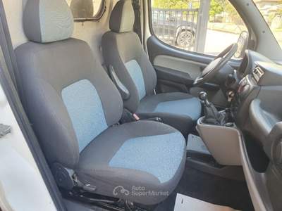 Fiat Doblò 1.9 JTD Cargo con porta laterale Bianco usata Dubino