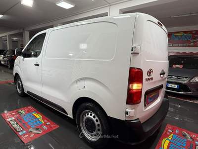 Toyota Proace CITY 1.5 DCI 130cv - 2021 Bianco usata Giugliano in Campania
