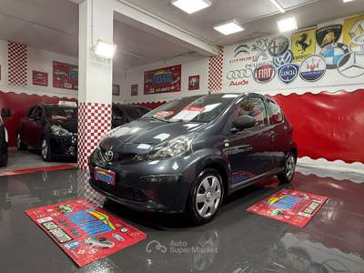 Toyota Aygo 1.0 68cv Sol 3P. - 2007 Grigio usata Giugliano in Campania