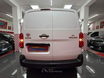Toyota Proace CITY 1.5 DCI 130cv COMFORT - 2021 Bianco usata Giugliano in Campania