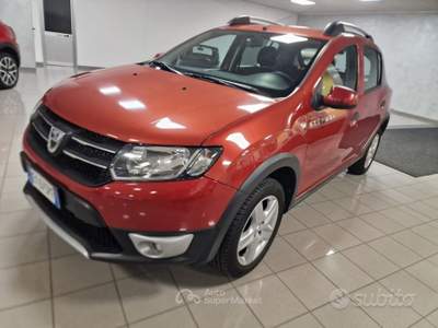 Dacia Sandero Tenuta in eccellenti condizioni, tutto originale Rosso usata San Secondo di Pinerolo