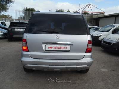 Mercedes-Benz Classe G ML 320 CAT 224 CV Grigio usata Qualiano