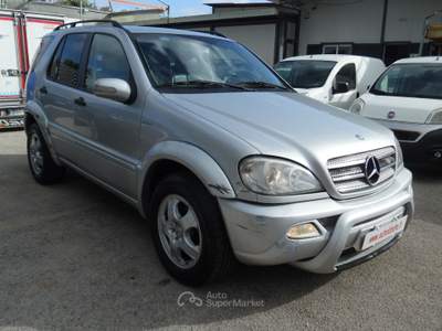 Mercedes-Benz Classe G ML 320 CAT 224 CV Grigio usata Qualiano