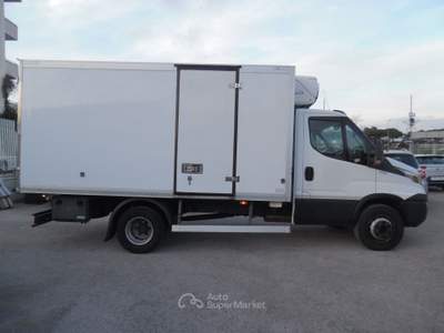 Iveco Daily 60 C 15 CABINATO ISOTERMICO Bianco usata Qualiano