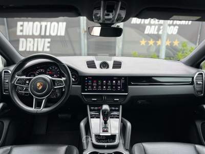 Porsche Cayenne Coupè 3.0 340cv TIPTRONIC TETTO PANORAMICO ITALIANA Nero usata Pomigliano d'Arco