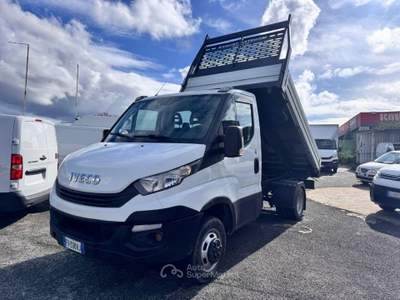 Iveco Daily  Bianco usata Marino