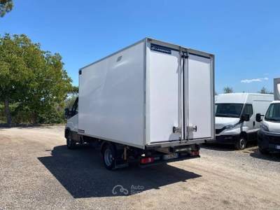 Iveco Daily  Bianco usata Marino