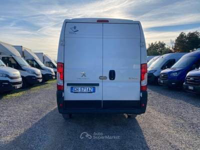 Peugeot Boxer 330 2.2 bluehdi 140cv S&S L2H2 Bianco usata Marino