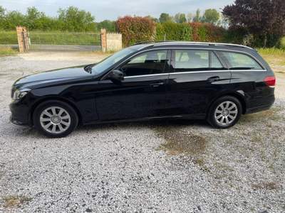 Mercedes-Benz Classe E E 200 BlueTEC S.W. Automatic Premium Nero usata Reggio nell'Emilia