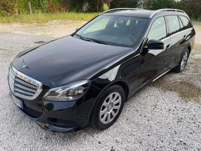 Mercedes-Benz Classe E E 200 BlueTEC S.W. Automatic Premium Nero usata Reggio nell'Emilia
