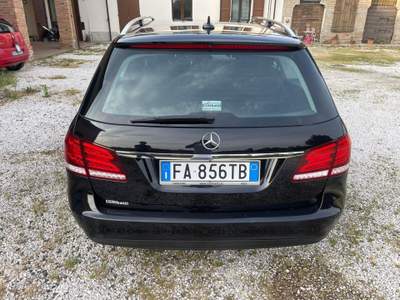 Mercedes-Benz Classe E E 200 BlueTEC S.W. Automatic Premium Nero usata Reggio nell'Emilia