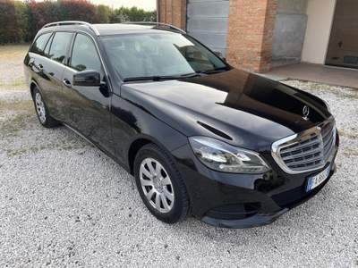 Mercedes-Benz Classe E E 200 BlueTEC S.W. Automatic Premium Nero usata Reggio nell'Emilia