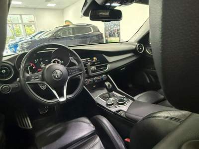 Alfa Romeo Giulia Giulia 2.2 t Veloce Q4 210cv awd Argento usata Foligno
