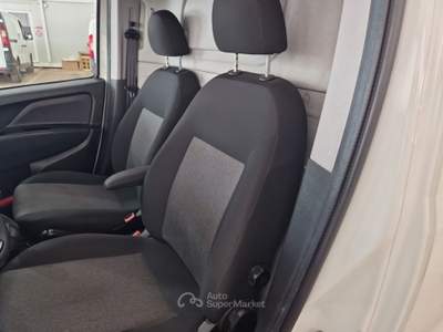 Fiat Doblò FIAT DOBLO CARGO CH1 LOUNGE 1.6 Mjet 105cv E6D-f S&S usata Verona